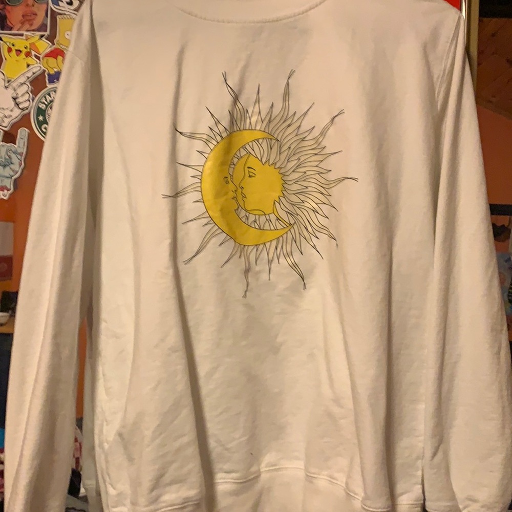 Sun And moon crew neck